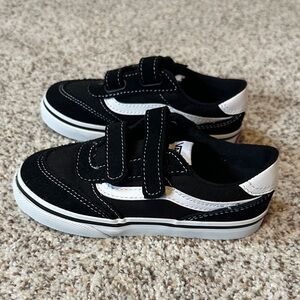 NWOT Vans Toddler Old Skool V Shoe